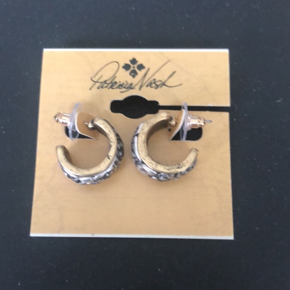Patricia Nash Not So Basics Tooled Inset Hoop Earrings Two Tone NWT - Picture 3 of 12